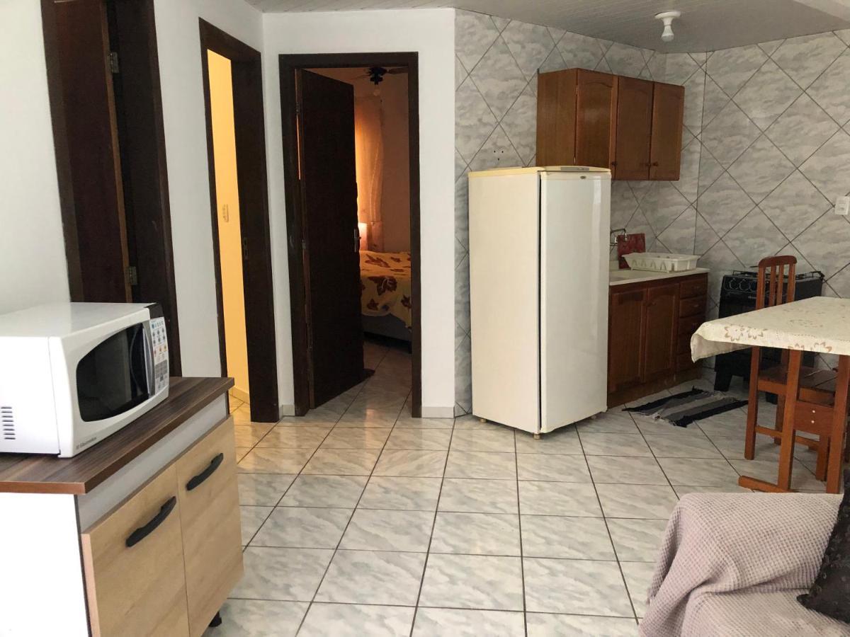 Apartamentos Vo Lela Bombinhas Kültér fotó